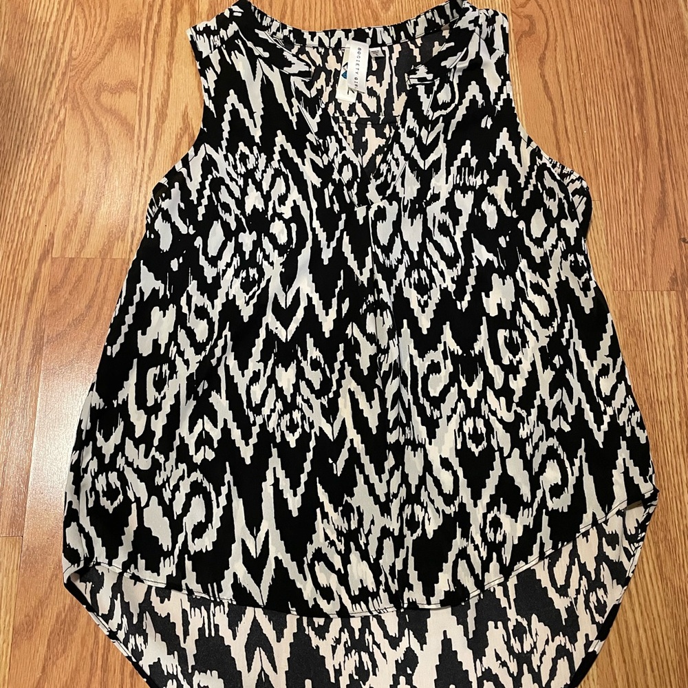 Flowy print high low tank